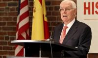 Don Felipe pide que el español fragüe como una de las dos grandes lenguas